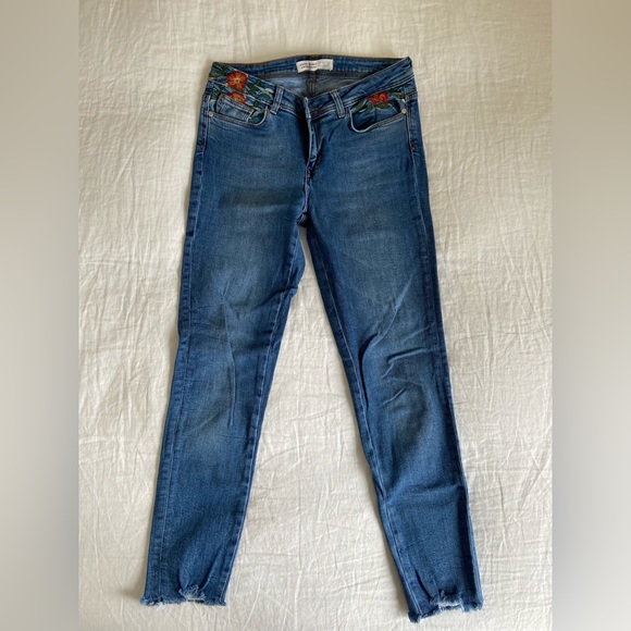 Zara denim with embroidery - Picture 3 of 4